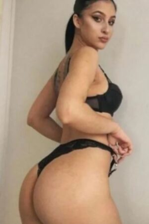 Eastern European Bradford Escort posing in sexy black underwear
