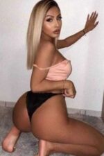 Independent Blonde Woking escort
