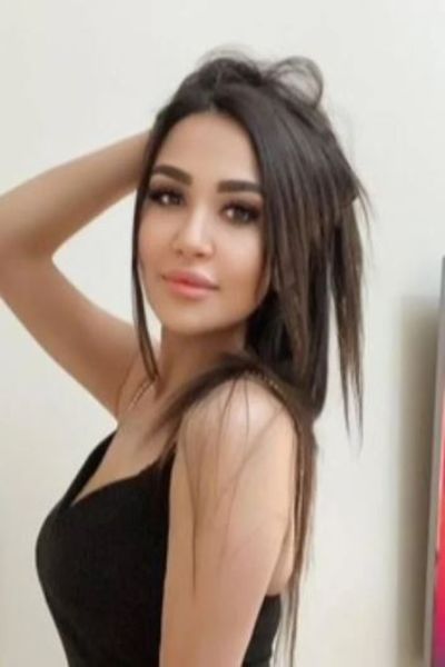 young exotic Renfrewshire escort