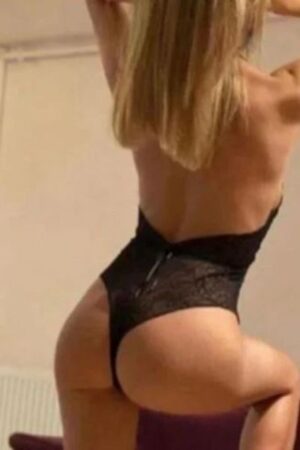 sexy blonde Fife escort