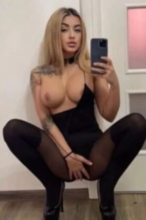 hot young South Ayrshire escort showing tits