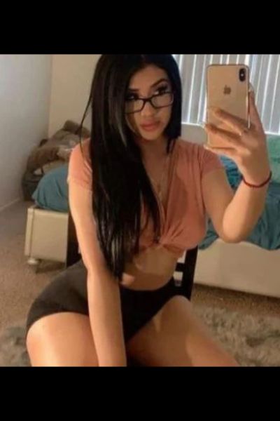 Lara Sexy Girl in Coventry taking a selfie in her bedroom
