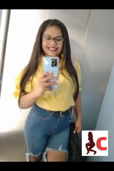 Brazilian Escort in Drogheda taking a selfie