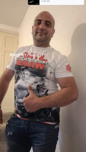 Male escort giving thumbs up