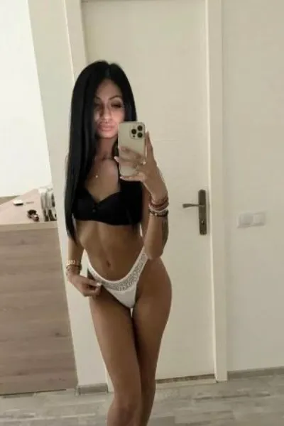 Independent Ashford Escort