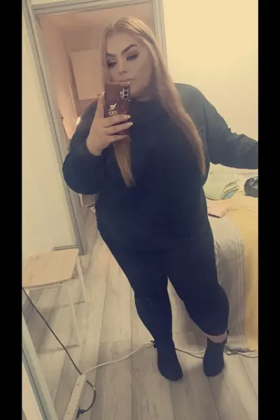 Gemini BBW Princess taking a selfie