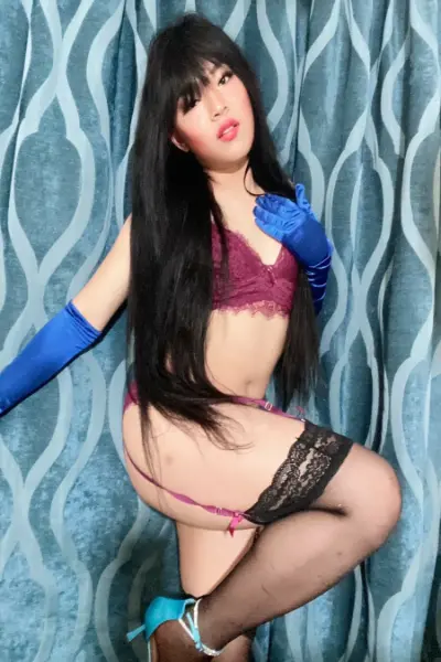 Thai TS escort in lingerie