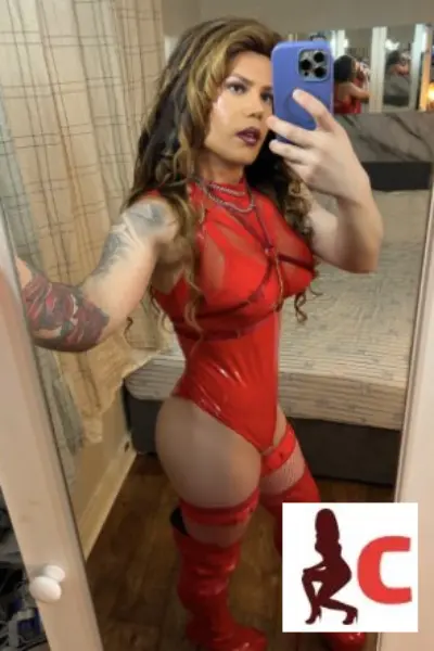 TV escort taking a selfie