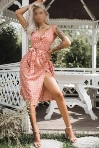 Russian tattooed escort