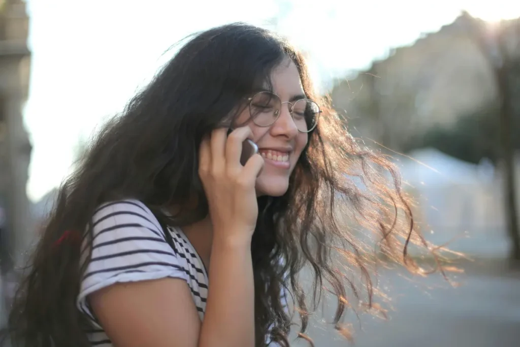 Women on the phone
