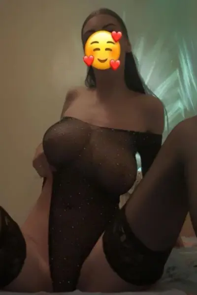 Sexy and slender Edinburgh escort in stockings